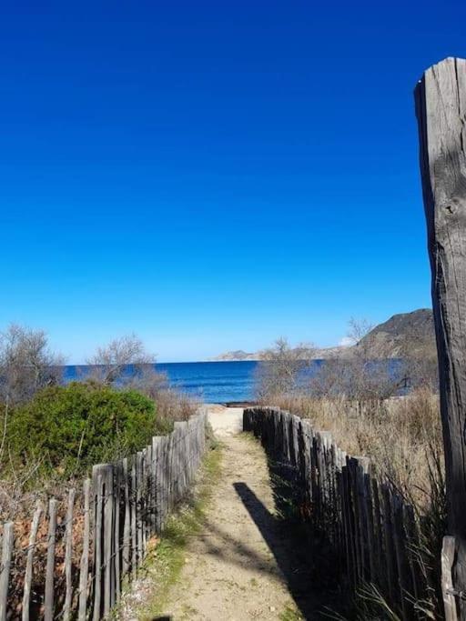 Charmant Petit Logement A 3 Kms De La Plage Belgodere  Bagian luar foto