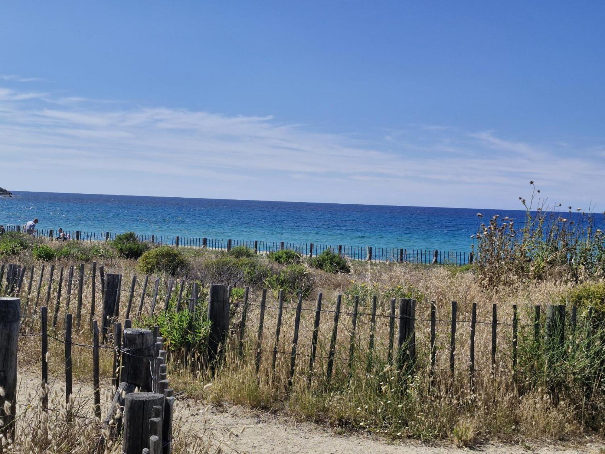 Charmant Petit Logement A 3 Kms De La Plage Belgodere  Bagian luar foto